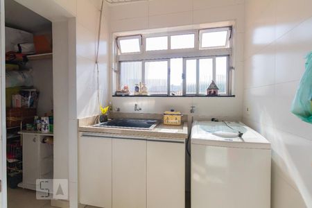 Apartamento à venda com 67m², 2 quartos e 1 vagaÁrea de Serviço