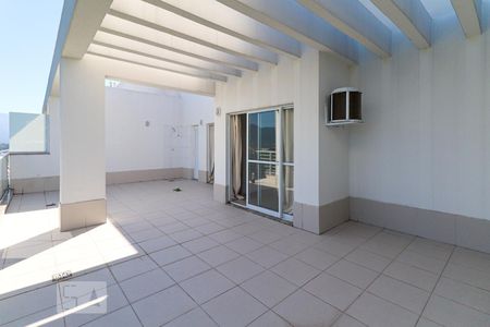 Apartamento para alugar com 160m², 3 quartos e 2 vagasVaranda