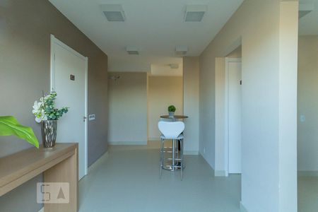 Apartamento para alugar com 41m², 2 quartos e sem vagaÁrea comum - Salão de festas