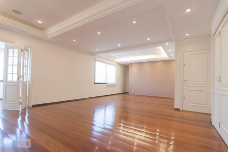 Sala de casa à venda com 4 quartos, 470m² em Perdizes, São Paulo