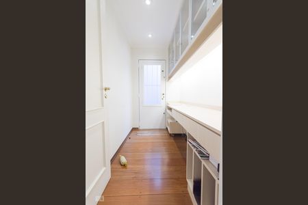 Casa para alugar com 470m², 4 quartos e 5 vagas Casa para alugar com 470m², 4 quartos e 5 vagasEscritório