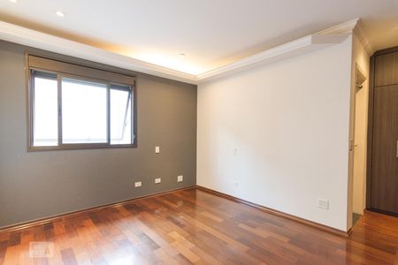 Casa para alugar com 470m², 4 quartos e 5 vagas Casa para alugar com 470m², 4 quartos e 5 vagasQuarto Suite 4