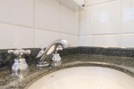 Casa para alugar com 470m², 4 quartos e 5 vagas Casa para alugar com 470m², 4 quartos e 5 vagasBanheiro da Suite 4