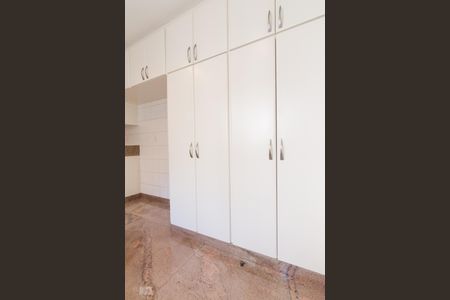 Casa para alugar com 470m², 4 quartos e 5 vagas Casa para alugar com 470m², 4 quartos e 5 vagasCozinha