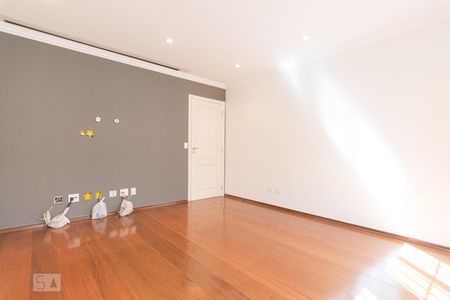 Casa para alugar com 470m², 4 quartos e 5 vagas Casa para alugar com 470m², 4 quartos e 5 vagasQuarto Suite 1