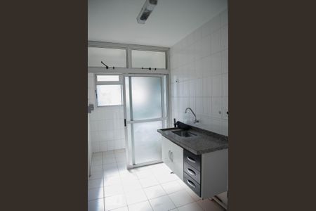 Cozinha  de apartamento à venda com 3 quartos, 65m² em Jardim Peri, São Paulo