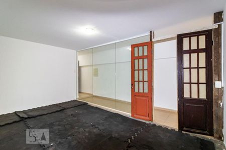 Casa à venda com 286m², 3 quartos e 2 vagasSubsolo - Sala