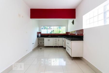 Casa à venda com 286m², 3 quartos e 2 vagas1o. Andar - Cozinha