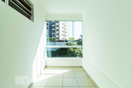 Casa à venda com 286m², 3 quartos e 2 vagas2o. Andar - Quarto 3 - Suíte/ Varanda
