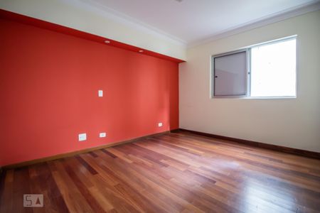 Quarto suíte de apartamento para alugar com 3 quartos, 120m² em Sumarezinho, São Paulo