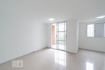 Apartamento à venda com 69m², 2 quartos e 1 vagaSala