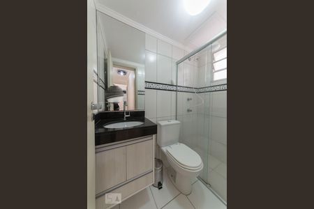 Banheiro de apartamento à venda com 3 quartos, 58m² em Jardim Márcia, Campinas