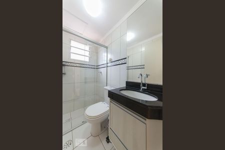 Banheiro de apartamento à venda com 3 quartos, 58m² em Jardim Márcia, Campinas