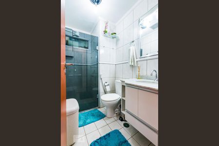 Apartamento à venda com 78m², 3 quartos e 2 vagasBanheiro 