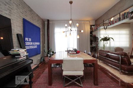 Apartamento à venda com 150m², 3 quartos e 1 vagaSala de Jantar