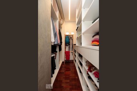 Apartamento à venda com 150m², 3 quartos e 1 vagaCloset da Suíte