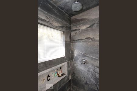 Apartamento à venda com 150m², 3 quartos e 1 vagaBanheiro da Suíte