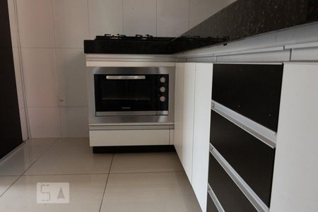 Apartamento para alugar com 48m², 2 quartos e 1 vagaCozinha - Forno