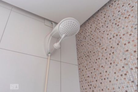 Chuveiro  de apartamento para alugar com 2 quartos, 112m² em Vila Eldízia, Santo André