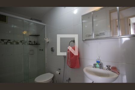 Apartamento para alugar com 55m², 2 quartos e 1 vaga Apartamento para alugar com 55m², 2 quartos e 1 vagaBanheiro