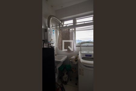 Apartamento para alugar com 55m², 2 quartos e 1 vaga Apartamento para alugar com 55m², 2 quartos e 1 vagaCozinha e Área de Serviço