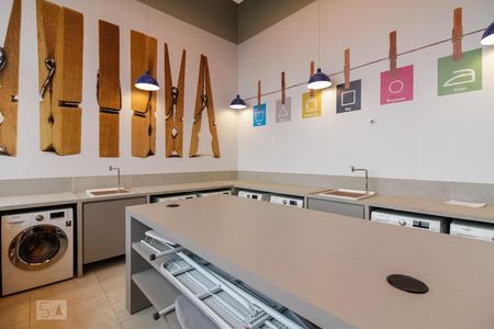 Studio à venda com 32m², 1 quarto e 1 vagaLavanderia