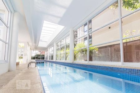 Studio à venda com 44m², 1 quarto e 1 vagaPiscina Coberta