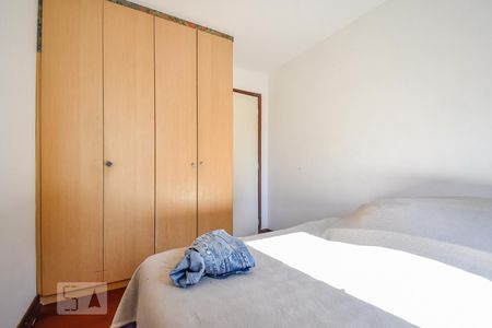 Quarto 1 de apartamento para alugar com 3 quartos, 140m² em Vila Sônia, São Paulo