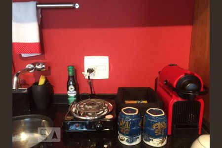 Cozinha de apartamento para alugar com 1 quarto, 30m² em Vila Nova Conceição, São Paulo