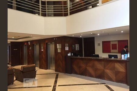 Hall de apartamento para alugar com 1 quarto, 30m² em Vila Nova Conceição, São Paulo