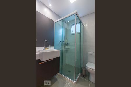 Apartamento para alugar com 111m², 2 quartos e 1 vaga Apartamento para alugar com 111m², 2 quartos e 1 vagaBanheiro da Suíte