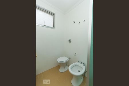 Banheiro de apartamento à venda com 2 quartos, 59m² em Vila Paulista, São Paulo