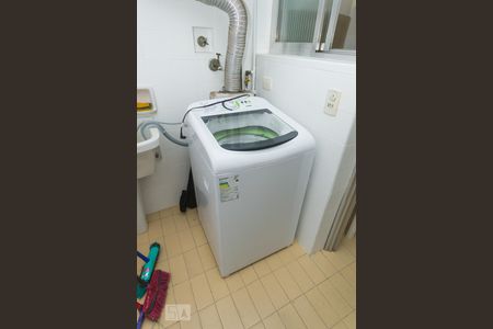 Apartamento à venda com 59m², 2 quartos e 1 vagaDetalhe da área de serviço