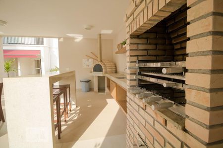 Apartamento para alugar com 117m², 3 quartos e 2 vagas Apartamento para alugar com 117m², 3 quartos e 2 vagasÁrea comum - Churrasqueira