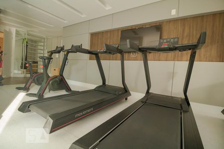 Apartamento para alugar com 117m², 3 quartos e 2 vagas Apartamento para alugar com 117m², 3 quartos e 2 vagasÁrea comum - Academia