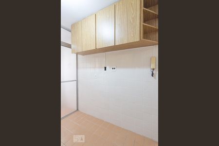 Cozinha de apartamento à venda com 2 quartos, 49m² em Barra Funda, São Paulo