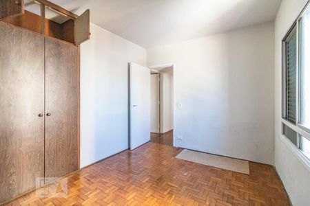 Quarto 1 de apartamento para alugar com 2 quartos, 65m² em Rudge Ramos, São Bernardo do Campo
