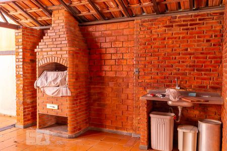 Casa à venda com 250m², 4 quartos e 3 vagas Casa à venda com 250m², 4 quartos e 3 vagasChurrasqueira