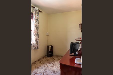 Casa à venda com 250m², 4 quartos e 3 vagas Casa à venda com 250m², 4 quartos e 3 vagasQuarto 2