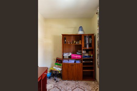 Casa à venda com 250m², 4 quartos e 3 vagas Casa à venda com 250m², 4 quartos e 3 vagasQuarto 2