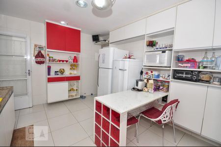 Casa de condomínio à venda com 140m², 3 quartos e 1 vagaCozinha