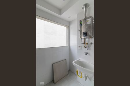 Área de Serviço de apartamento para alugar com 2 quartos, 59m² em Vila São Pedro, Santo André