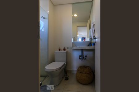 Apartamento à venda com 127m², 2 quartos e 3 vagasBanheiro da Suite