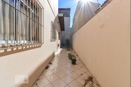 Casa à venda com 280m², 3 quartos e 3 vagasCorredor Lateral