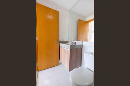 Banheiro de kitnet/studio para alugar com 1 quarto, 33m² em Norte (águas Claras), Brasília