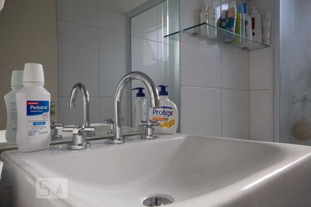 Apartamento para alugar com 65m², 2 quartos e 2 vagasBanheiro da Suíte 2