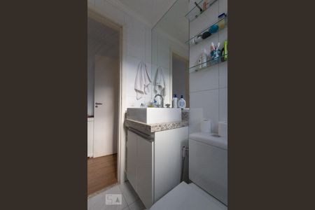 Apartamento para alugar com 65m², 2 quartos e 2 vagasBanheiro da Suíte 2