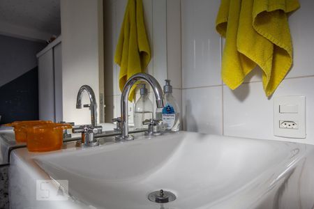 Apartamento para alugar com 65m², 2 quartos e 2 vagasBanheiro da Suíte 1