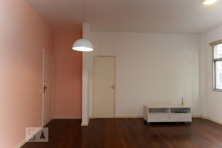 Apartamento à venda com 100m², 3 quartos e 2 vagasSala