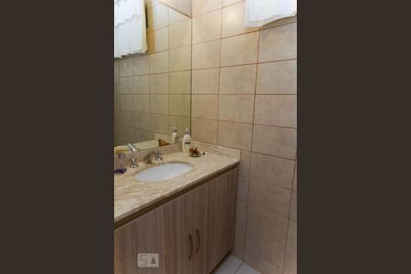 Apartamento à venda com 100m², 3 quartos e 2 vagasLavabo